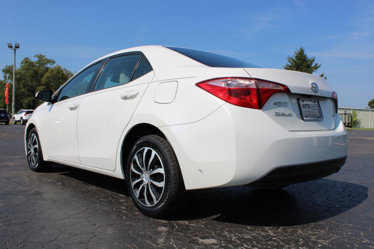 Used 2019 Toyota Corolla LE FWD image 10