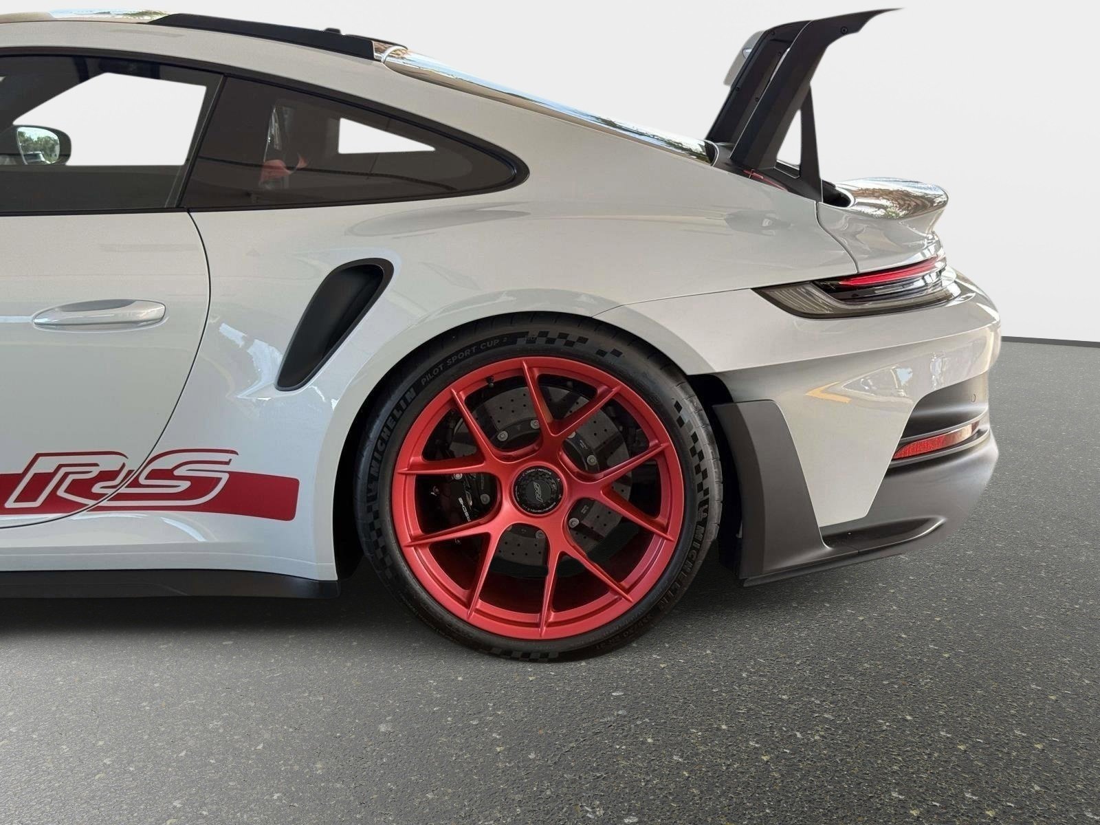 Used 2024 Porsche 911 GT3 RS image 16