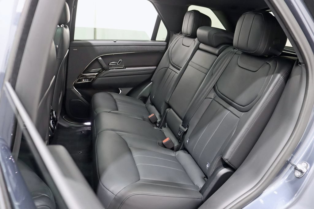 Used 2024 Land Rover Range Rover Sport Dynamic SE AWD/4WD image 31