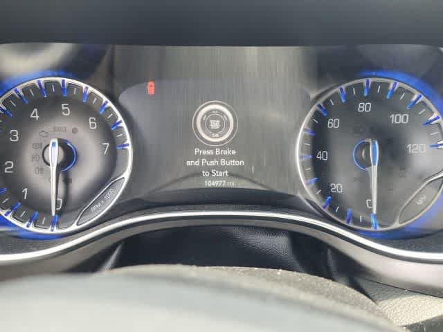 Certified 2019 Chrysler Pacifica Limited w/ Advanced Safetytec Group FWD image 25