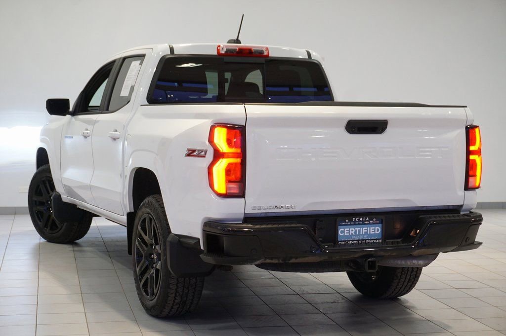 Used 2024 Chevrolet Colorado Z71 w/ Z71 Convenience Package 2 image 7