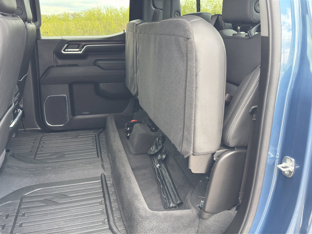 Used 2024 GMC Sierra 1500 SLT w/ SLT Premium Plus Package AWD/4WD image 39