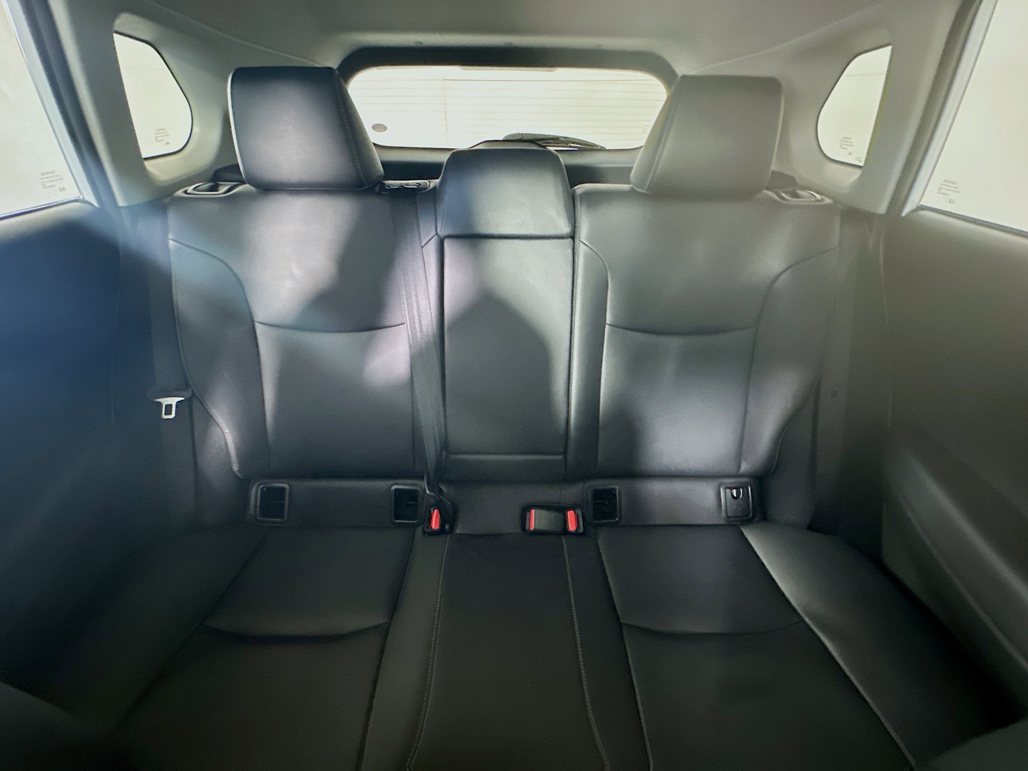 Used 2023 Toyota Corolla Cross XLE w/ Convenience Package AWD/4WD image 30