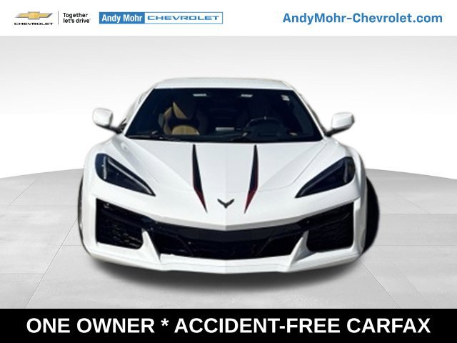 Used 2023 Chevrolet Corvette Z06 w/ Chrome Exterior Badge Package RWD image 2