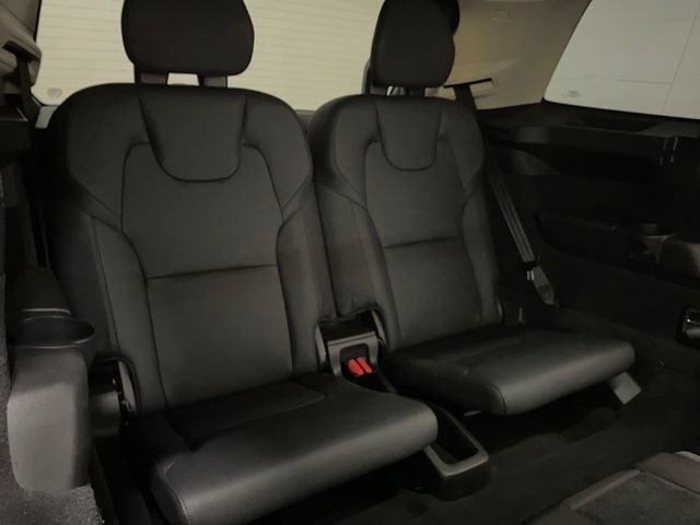 Used 2024 Volvo XC90 T8 Plus w/ Protection Package Premier AWD/4WD image 24