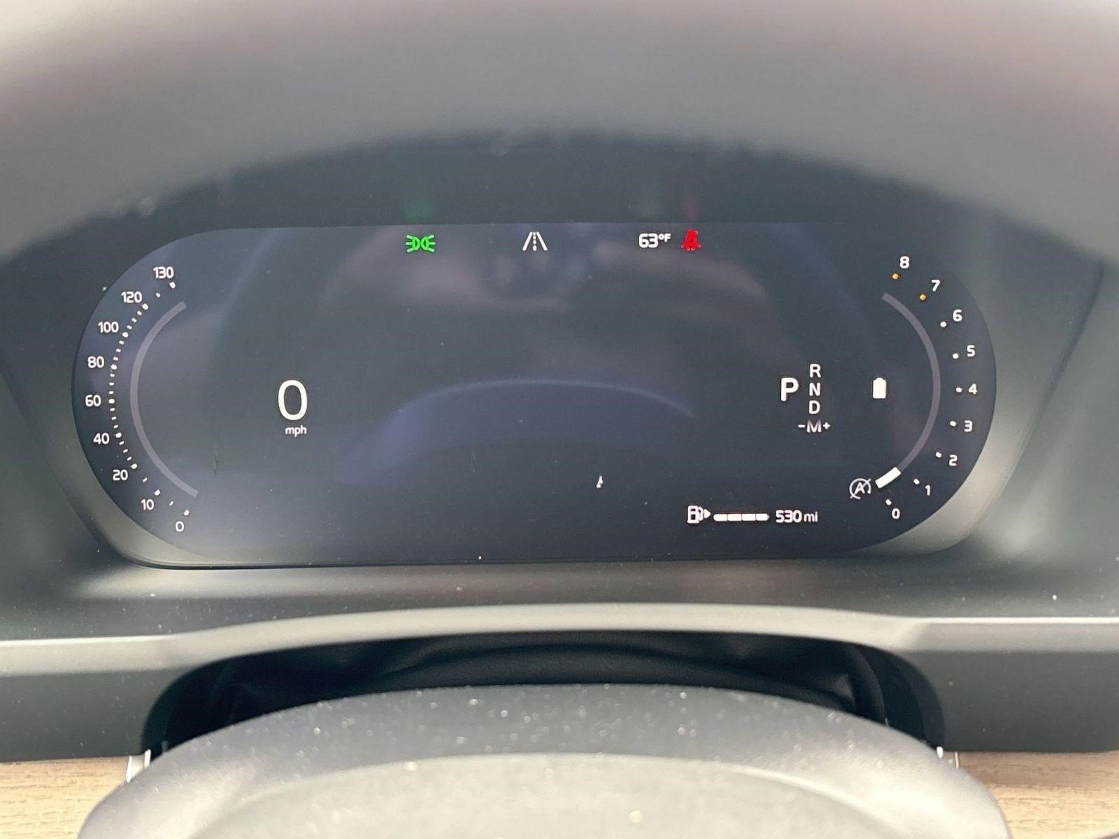 New 2026 Volvo XC90 B6 Ultra w/ Protection Package image 18