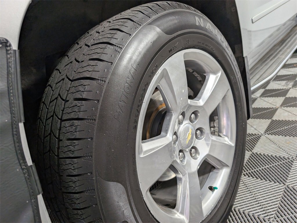 Used 2015 Chevrolet Tahoe LTZ image 36