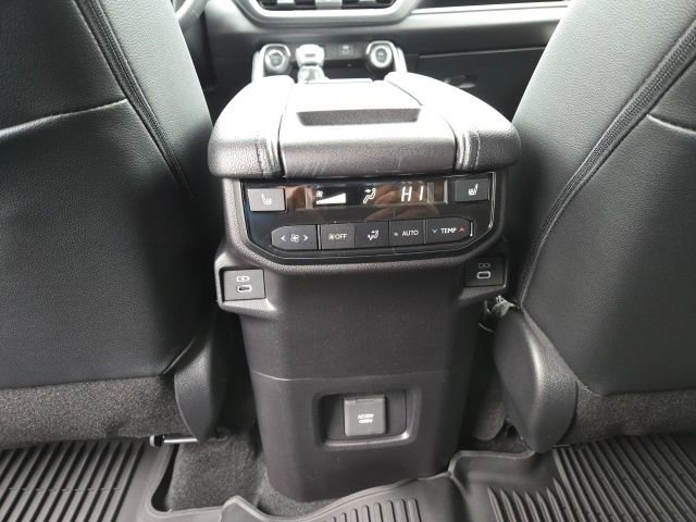 New 2026 Toyota Grand Highlander AWD Hybrid image 9