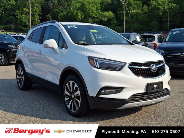 Used 2017 Buick Encore Essence AWD/4WD image 2