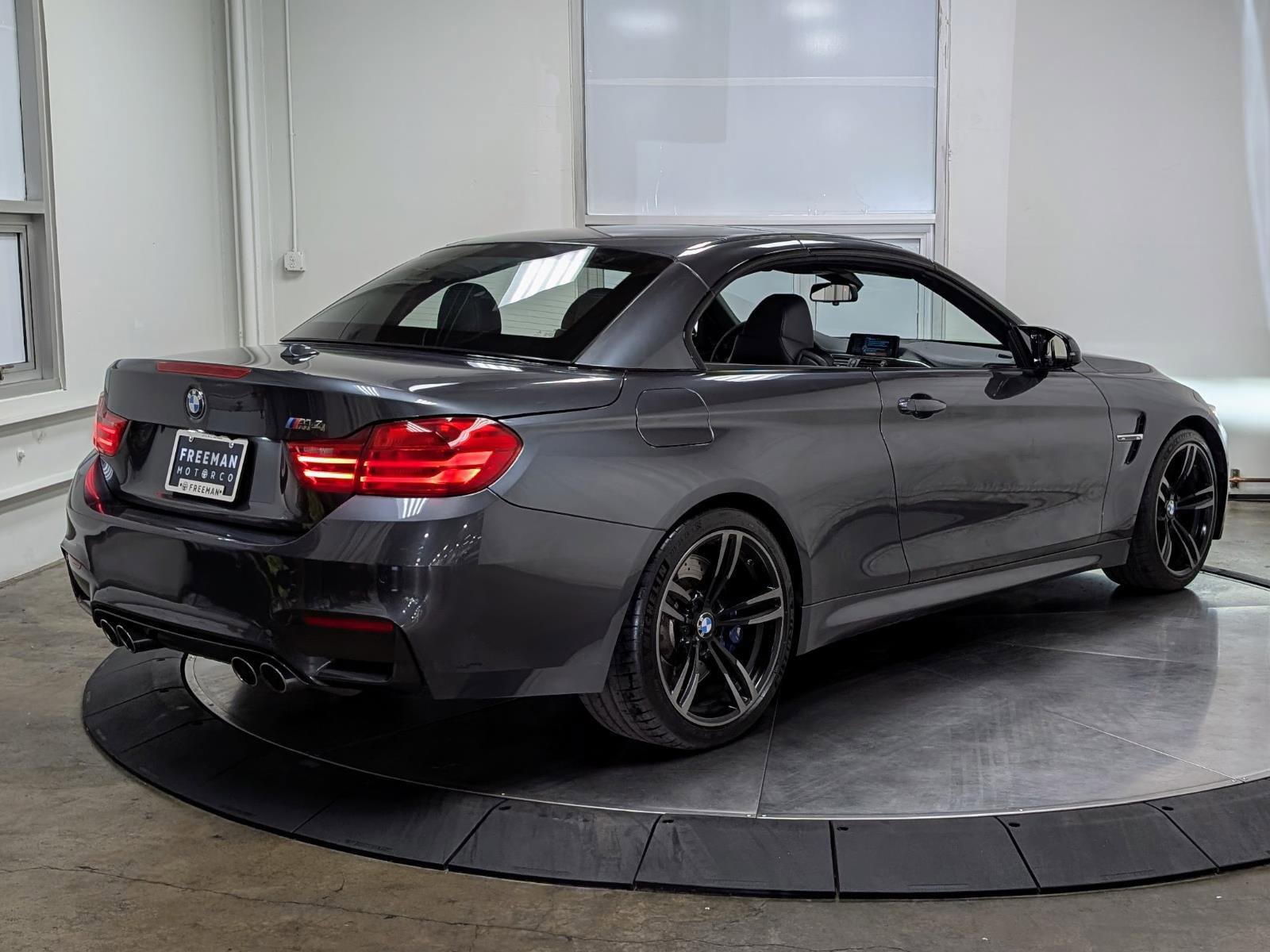 Used 2015 BMW M4 Convertible RWD image 18
