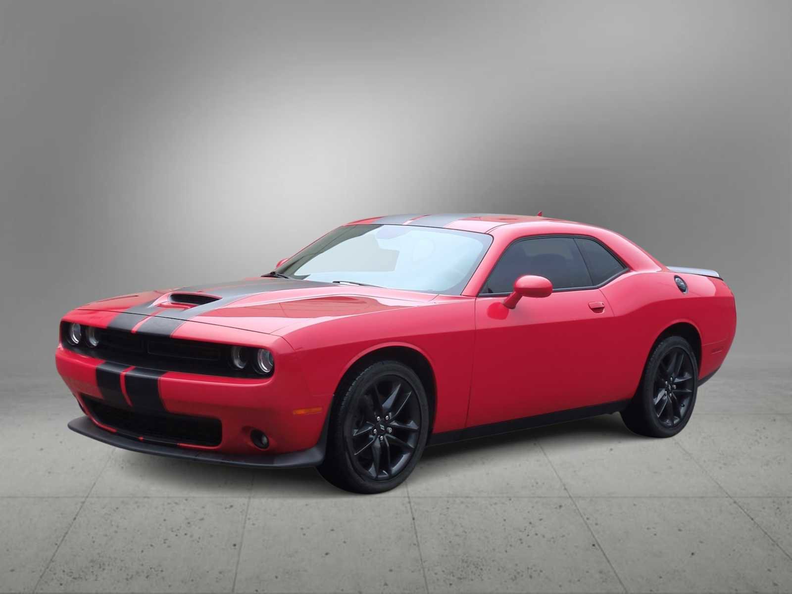 Used 2021 Dodge Challenger GT w/ Plus Package image 4