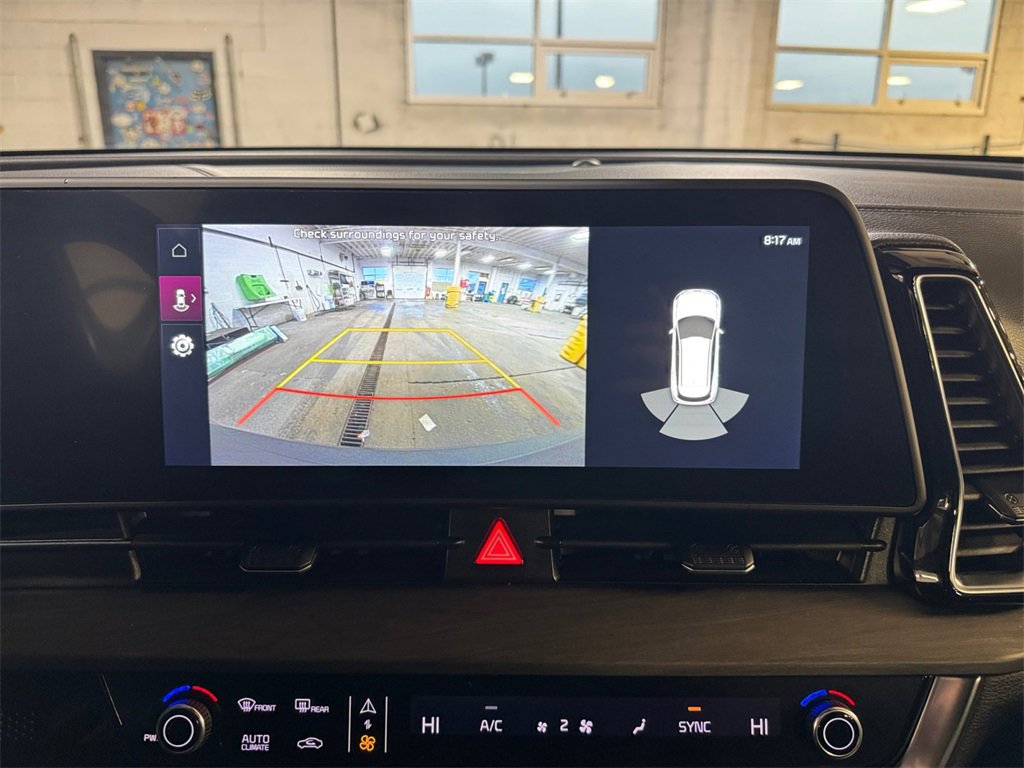 Certified 2023 Kia Sportage X-Line image 18