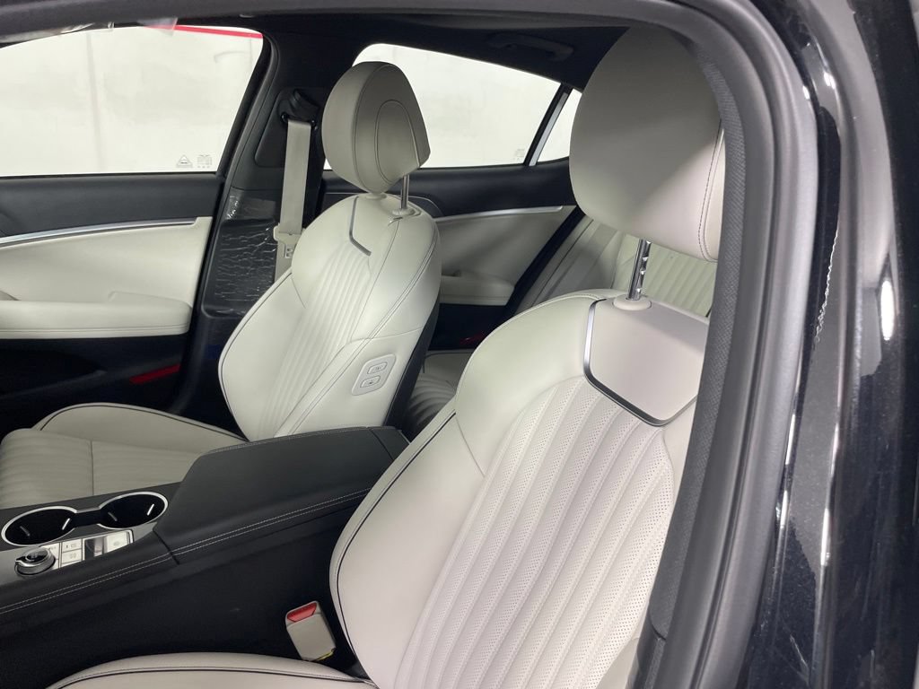 New 2026 Genesis G70 3.3T Sport Prestige AWD/4WD image 18