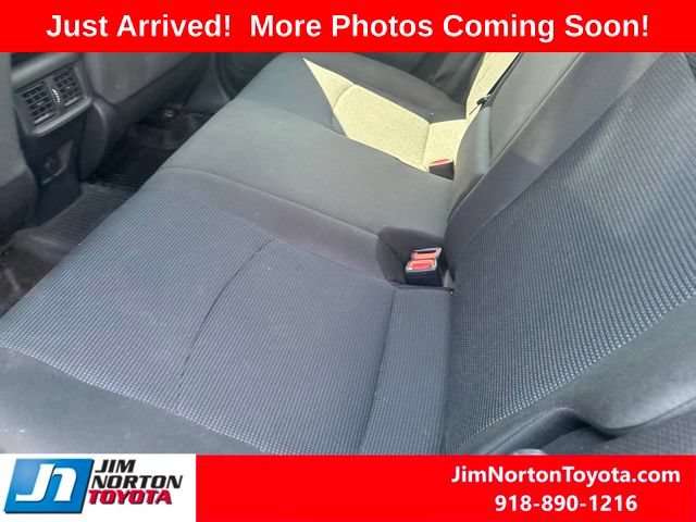 Used 2023 Toyota RAV4 LE FWD image 9