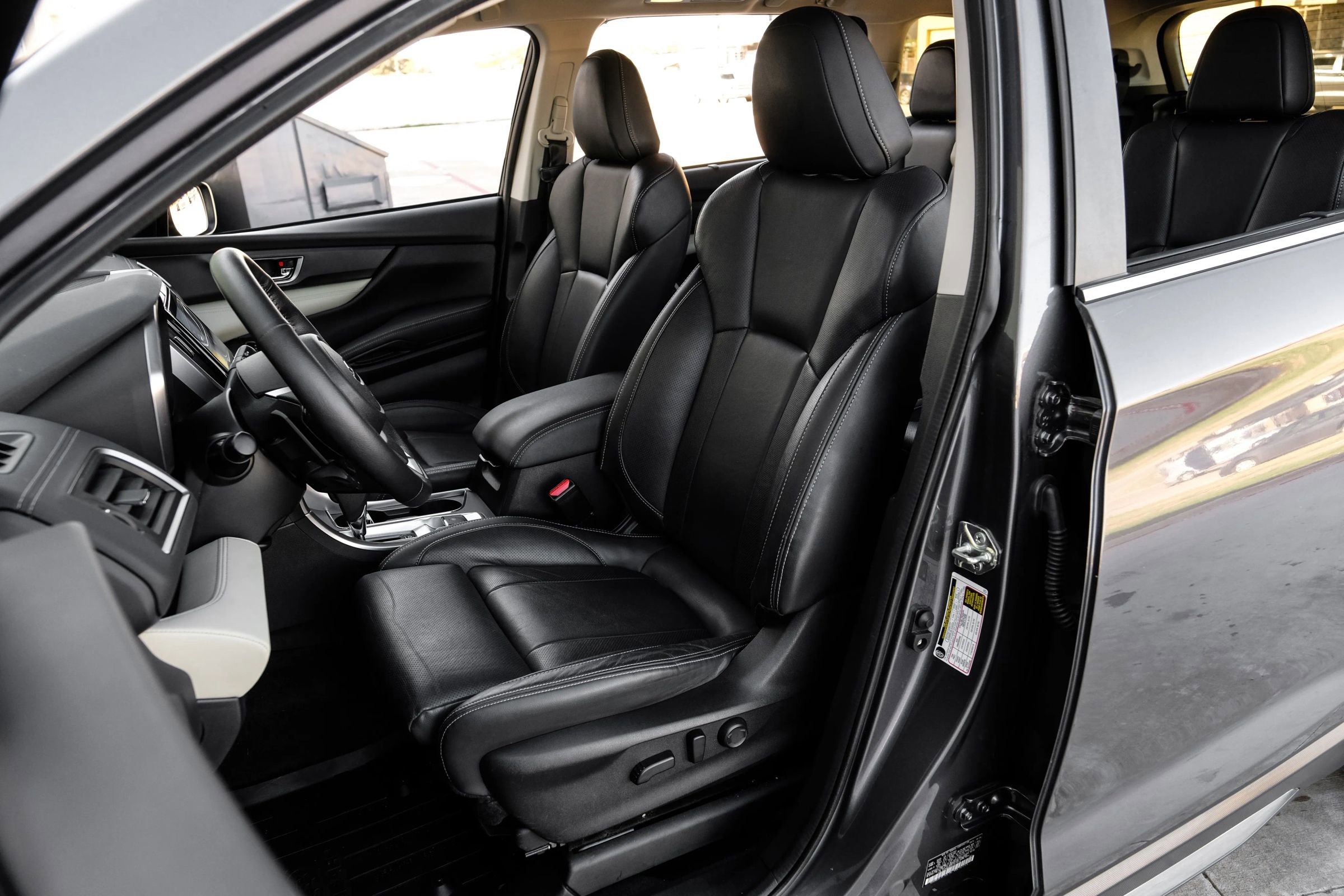 Used 2020 Subaru Ascent Limited image 33