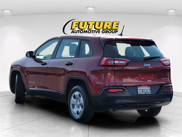 Used 2017 Jeep Cherokee Sport image 9