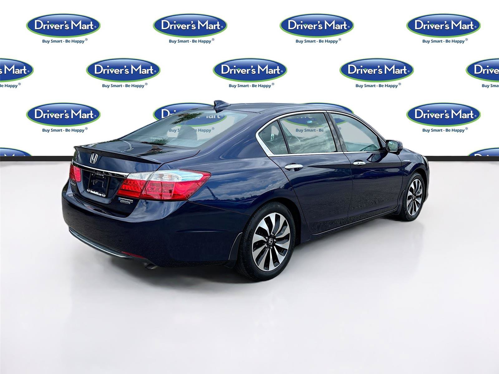 Used 2015 Honda Accord Touring image 7