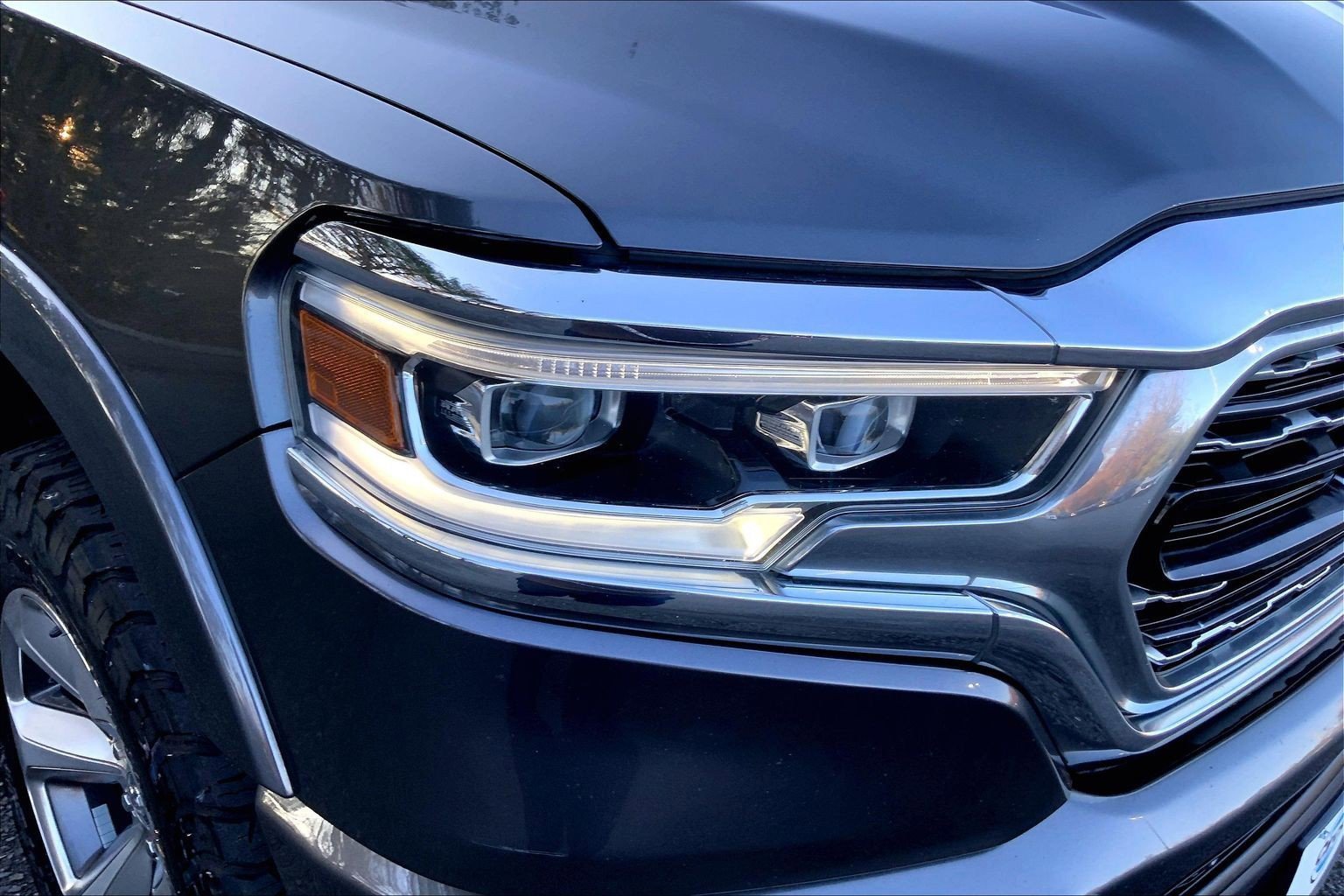 Used 2022 RAM 1500 Limited w/ Body Color Bumper Group image 23