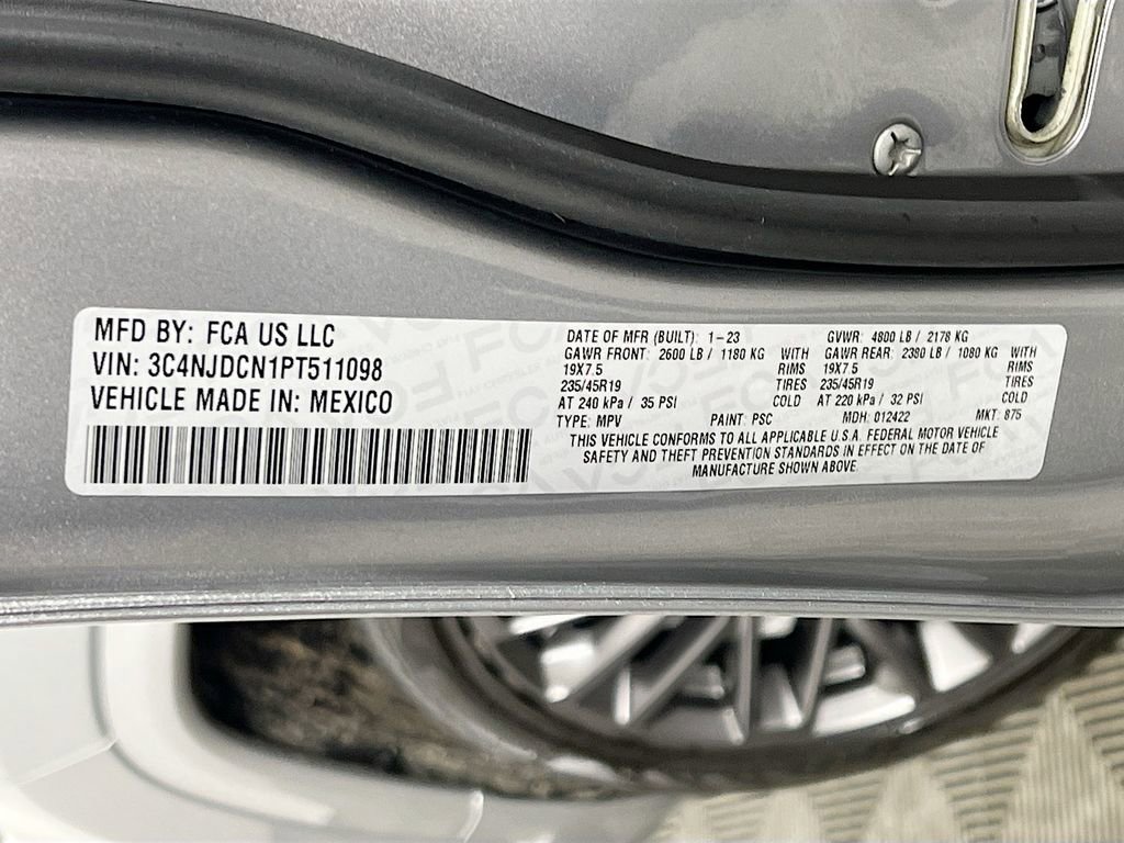 Used 2023 Jeep Compass High Altitude w/ Driver Assist Group I image 32