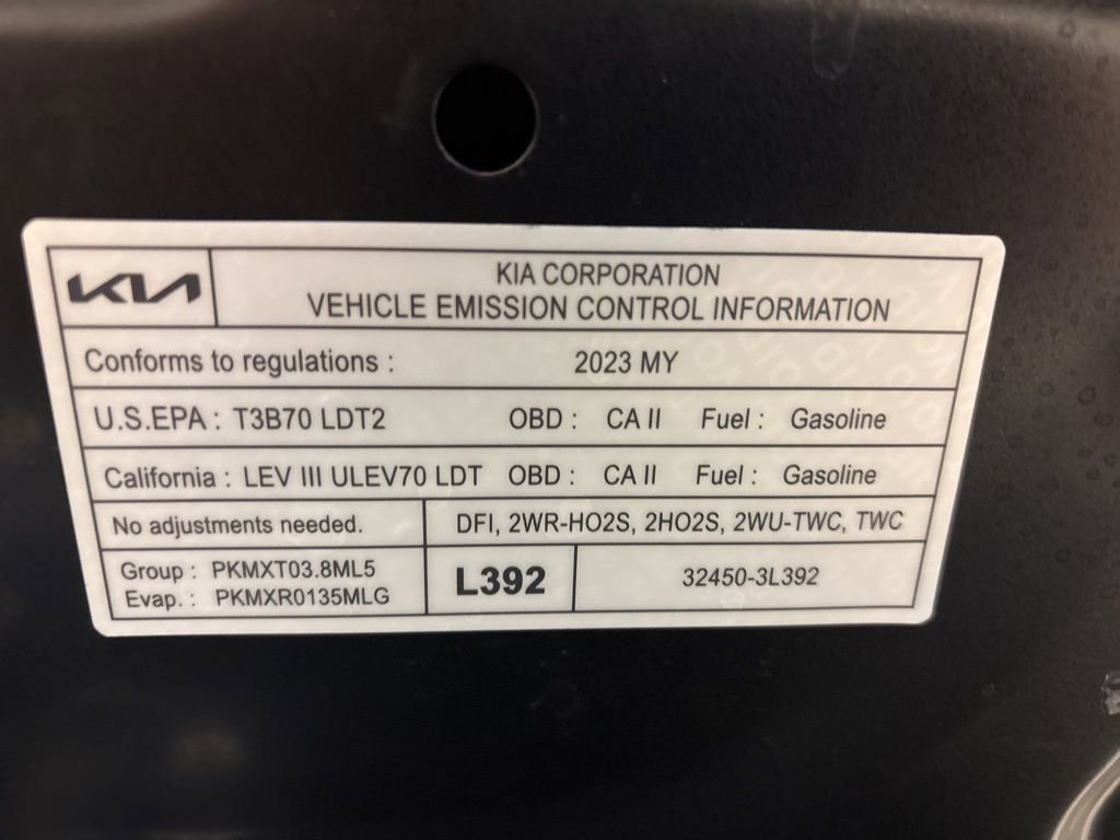 Used 2023 Kia Telluride LX image 46