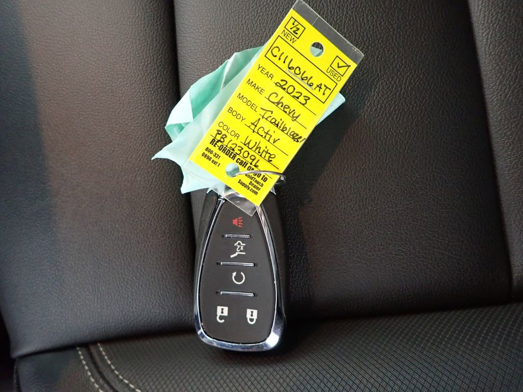 Used 2023 Chevrolet TrailBlazer ACTIV w/ Sun and Liftgate Package image 39