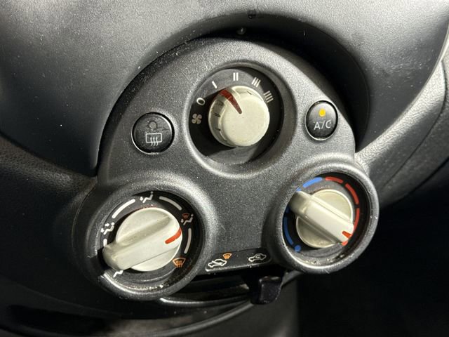 Used 2014 Nissan Versa Note SV w/ Convenience Package image 22