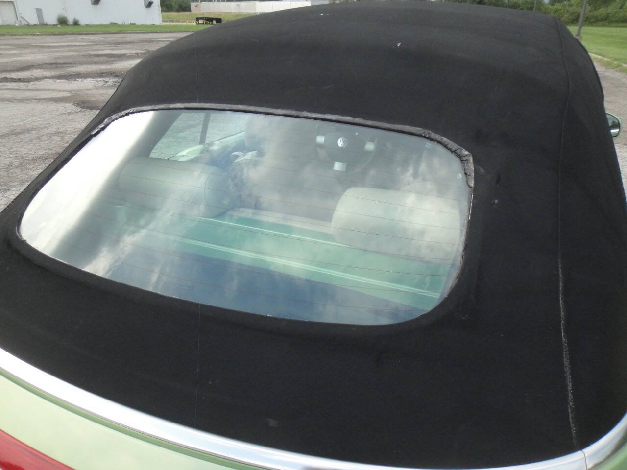 Used 2004 Volkswagen Beetle GLS FWD image 22