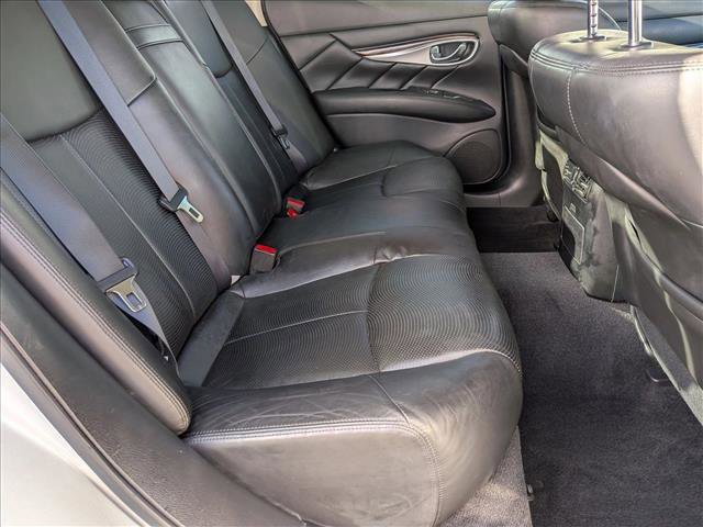 Used 2012 INFINITI M37 w/ Premium Pkg image 19