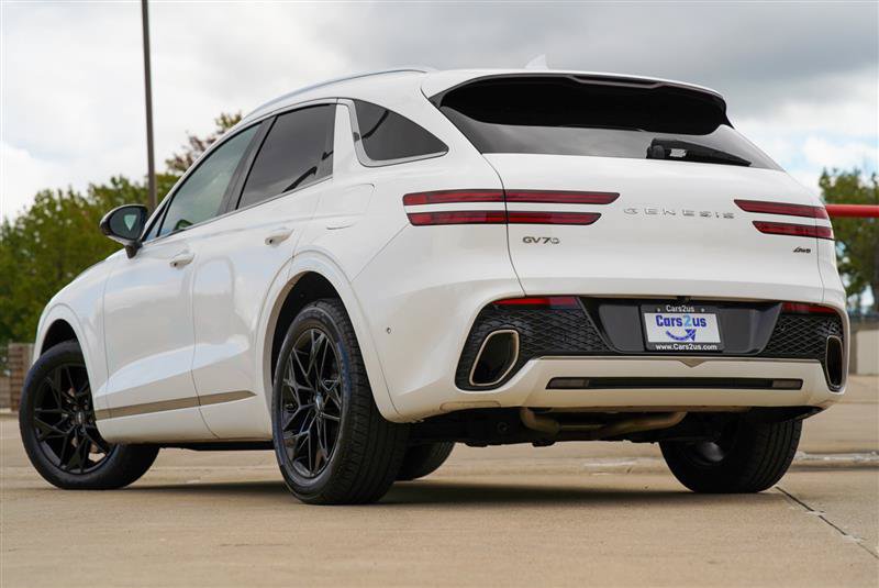 Used 2022 Genesis GV70 2.5T w/ Advanced Package AWD/4WD image 6