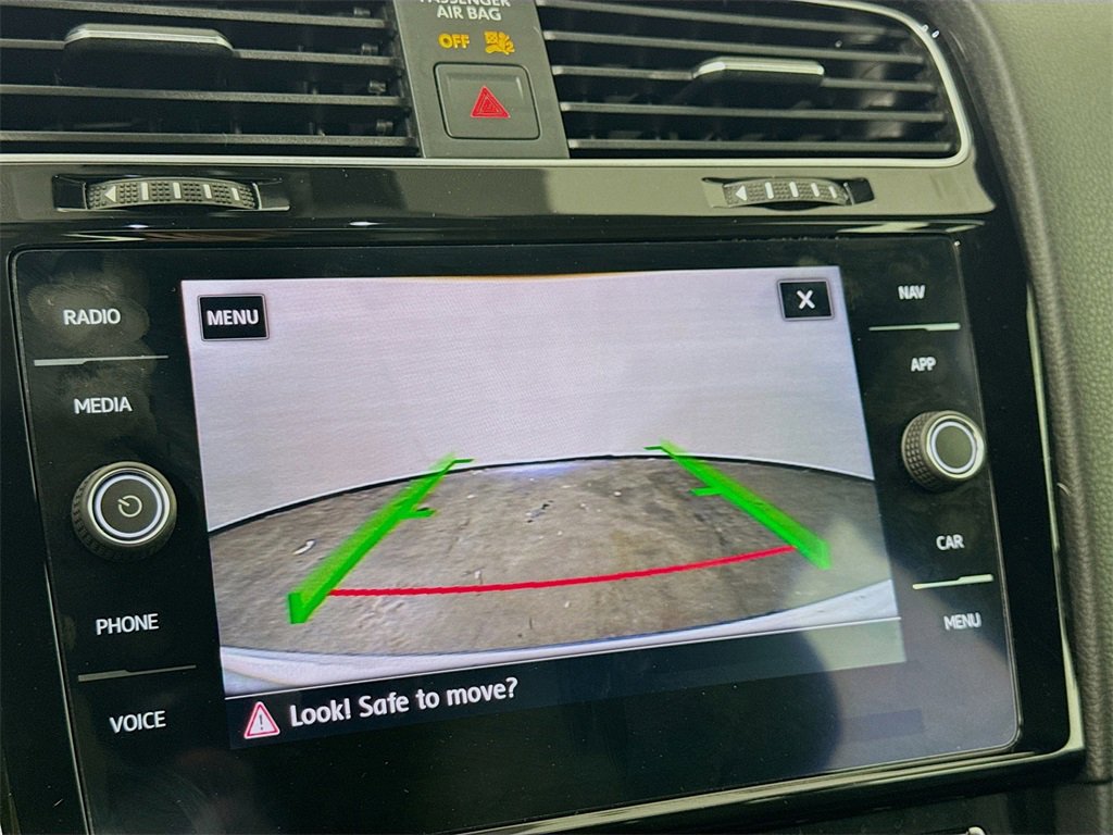 Used 2019 Volkswagen Golf R 4-Door image 14