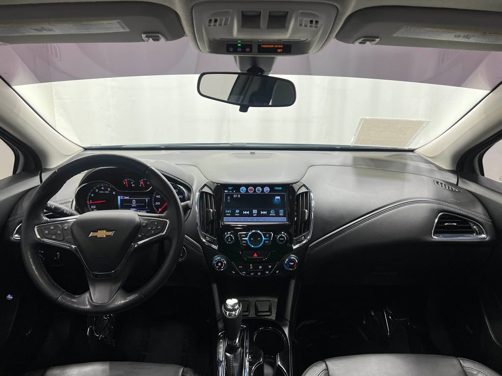 Used 2018 Chevrolet Cruze LT FWD image 20