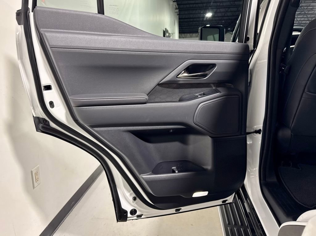 Used 2025 Lexus GX 550 image 27