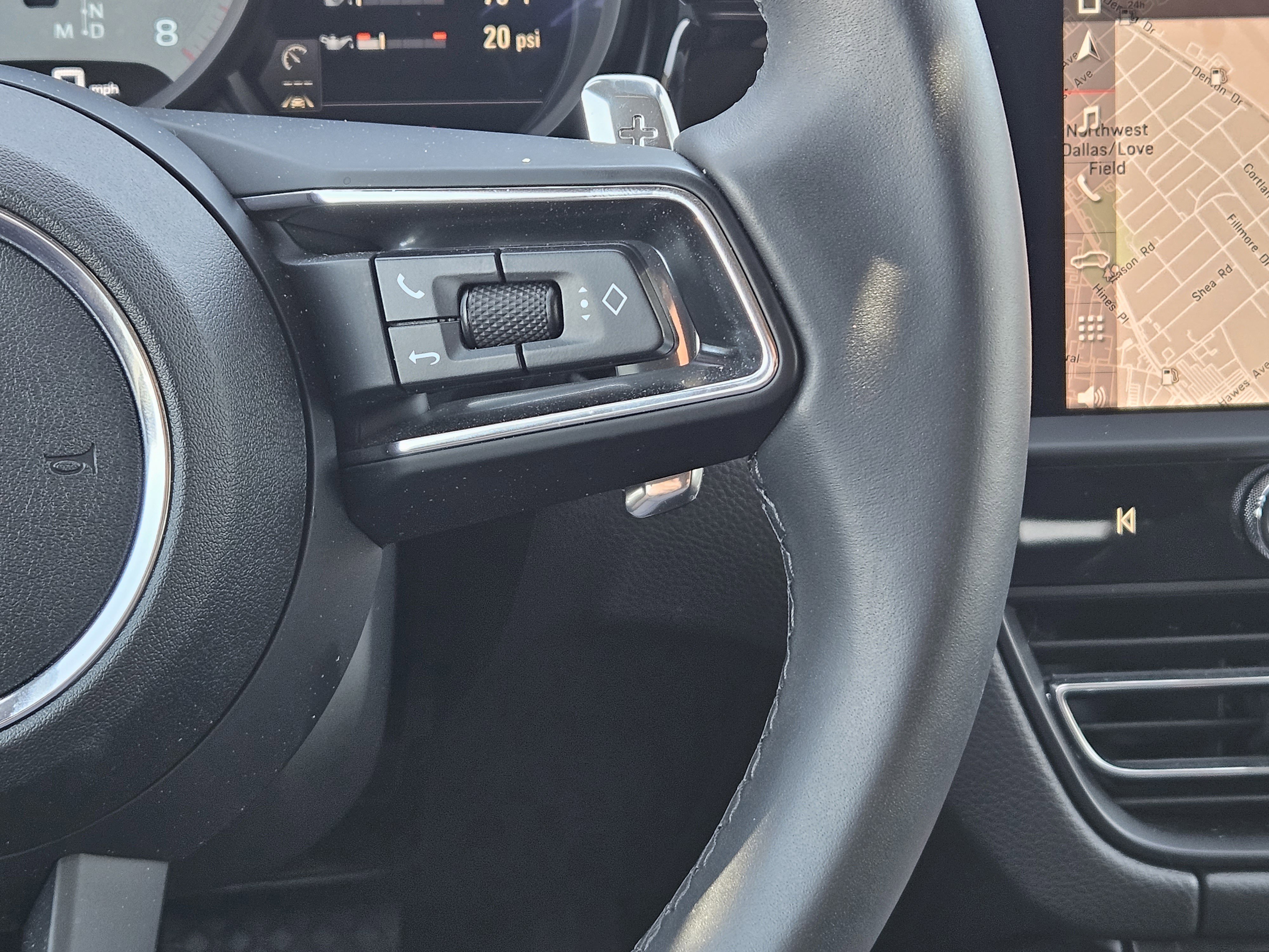 Used 2025 Porsche Macan S image 27