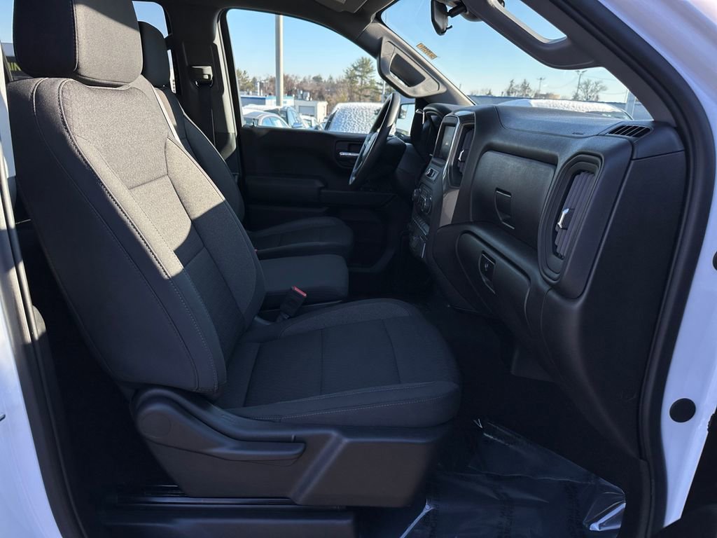 Used 2025 Chevrolet Silverado 1500 Custom w/ LPO, Dark Essentials Package image 23
