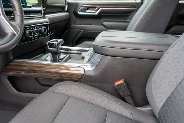 Used 2024 Chevrolet Silverado 1500 LT Trail Boss image 21