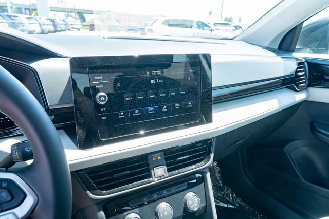 New 2026 Volkswagen Taos S FWD image 21