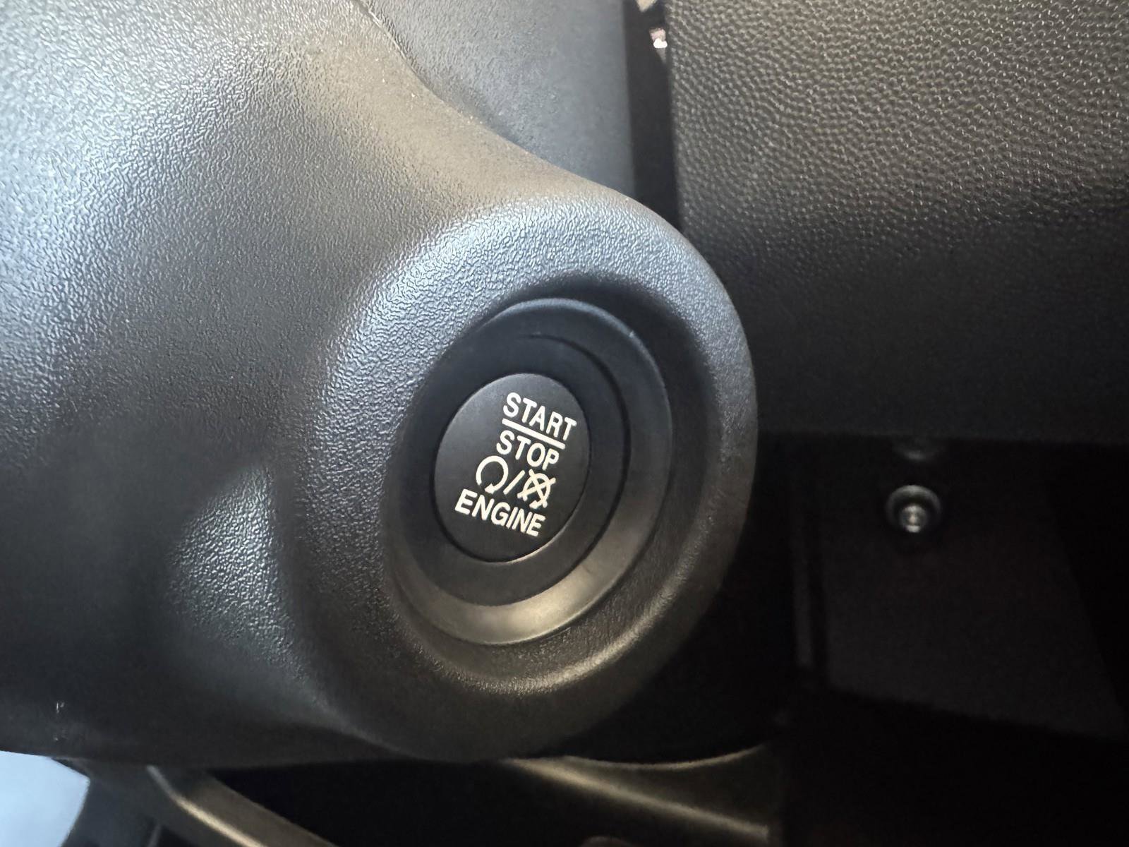 New 2026 RAM ProMaster 3500 w/ Convenience Group image 15