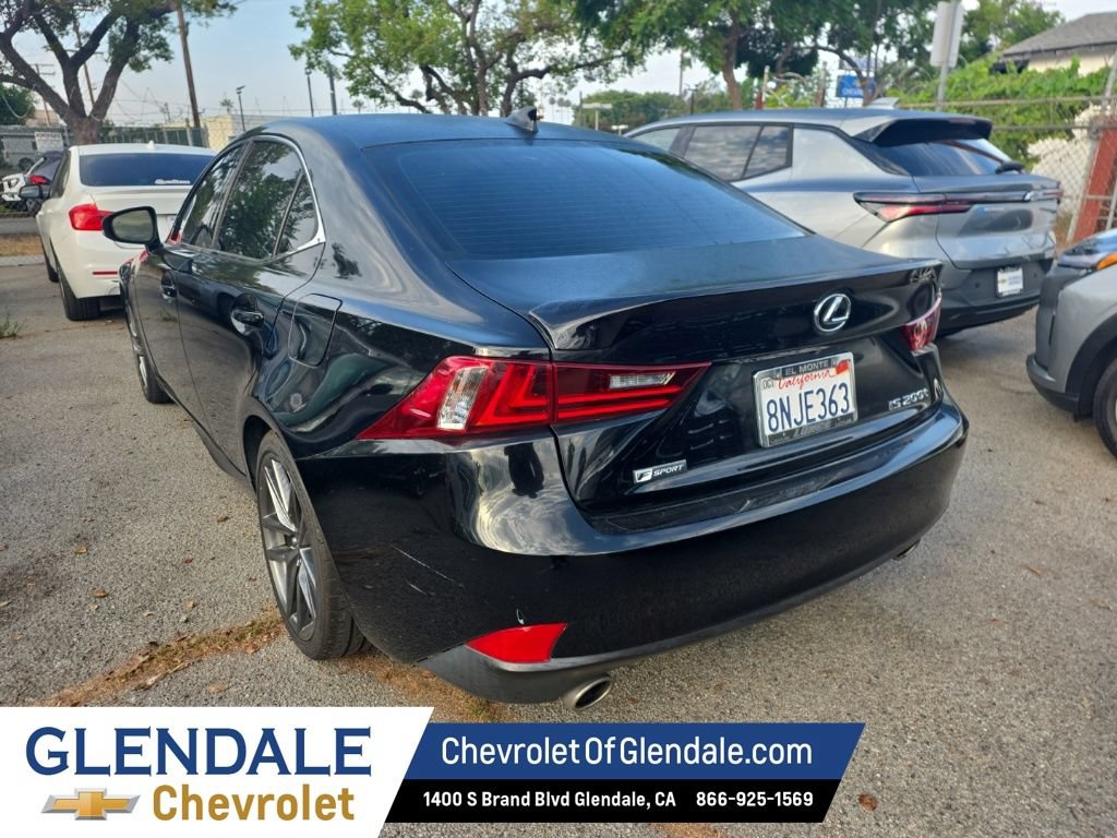 Used 2016 Lexus IS 200t w/ F Sport Package RWD image 4
