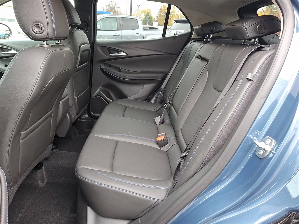 New 2026 Buick Encore GX Sport Touring image 5