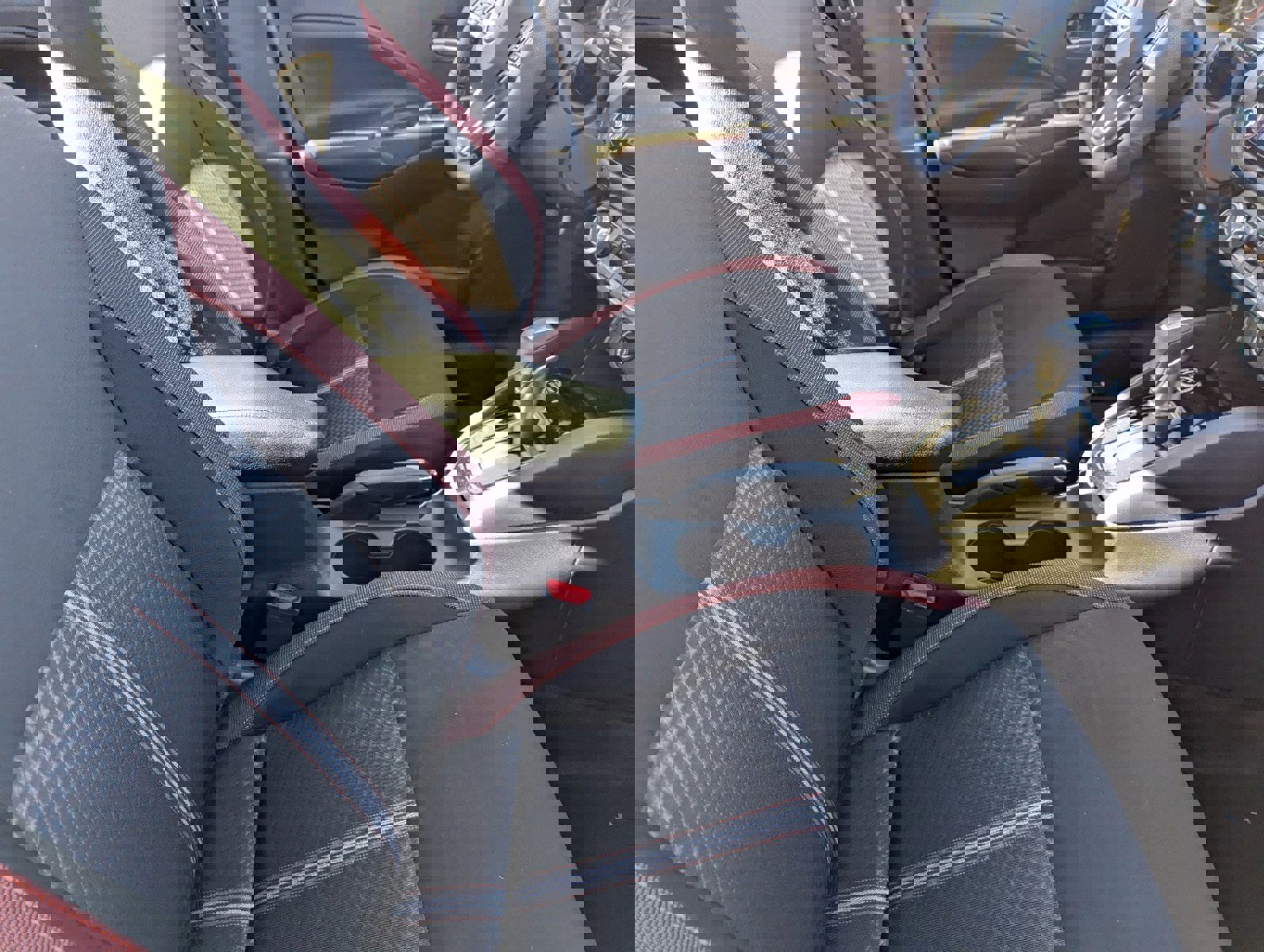 New 2025 Nissan Versa SR w/ Trunk Package image 26