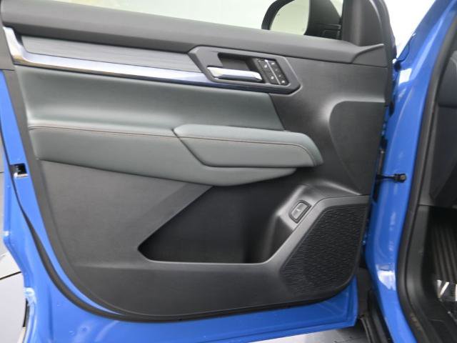 New 2026 GMC Terrain AT4 w/ Convenience Package III image 10