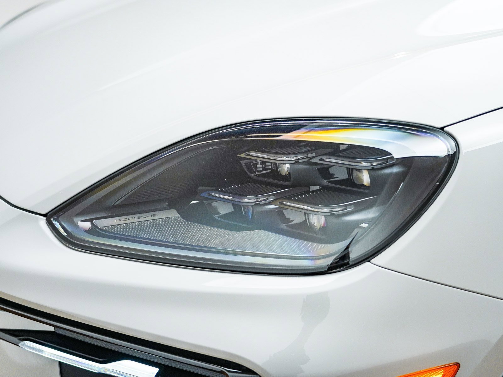 Used 2025 Porsche Cayenne S image 11