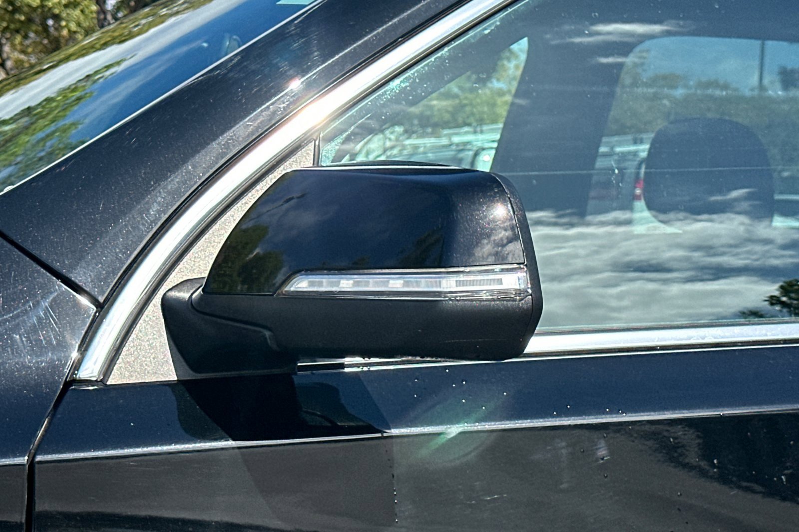 Used 2023 Chevrolet Traverse LT image 55