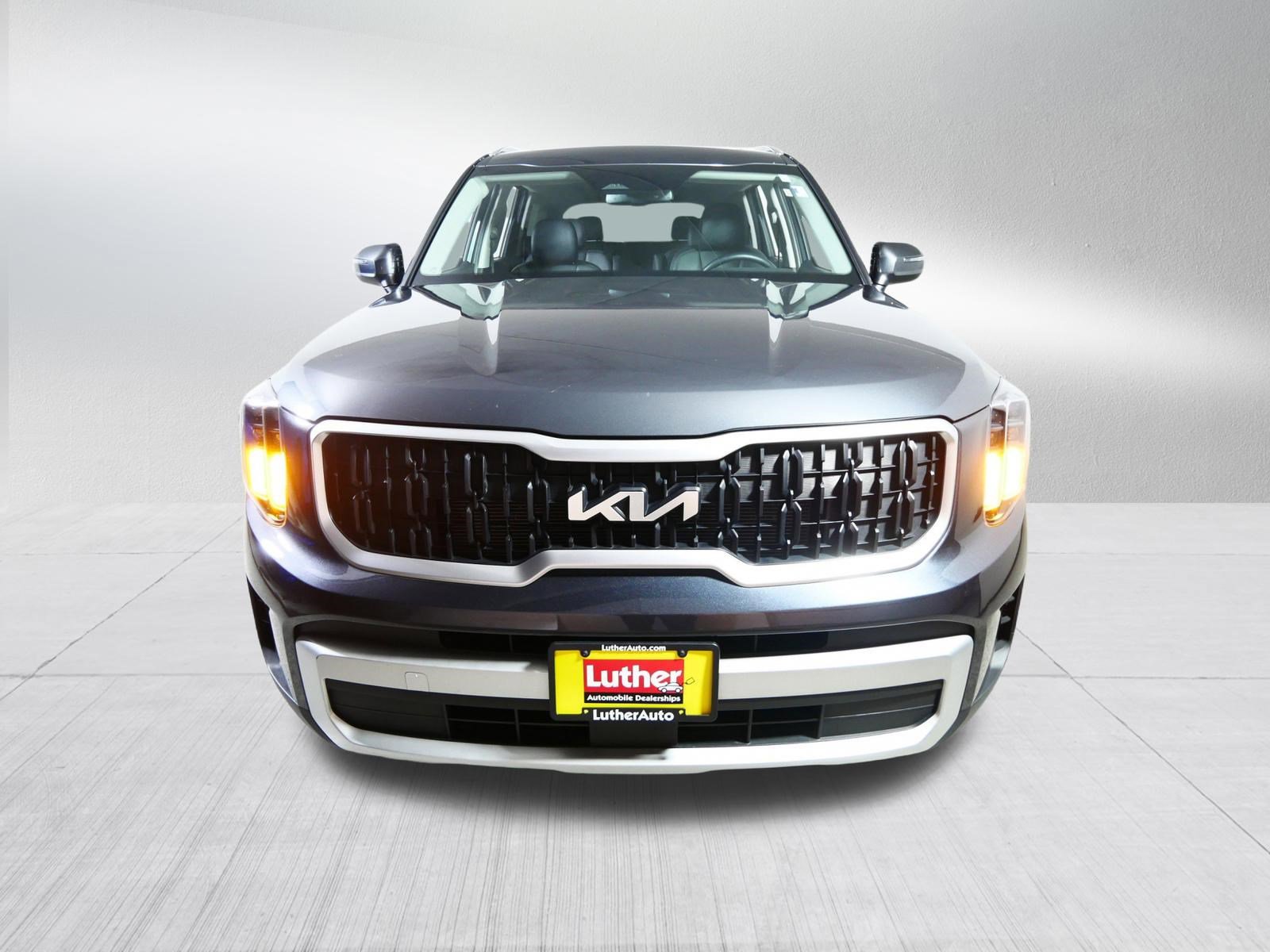 Used 2024 Kia Telluride EX w/ EX Captain's Chair Package video 2