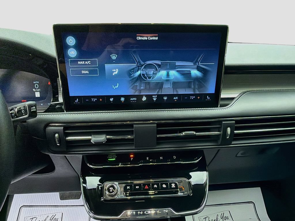 Used 2025 Lincoln Corsair AWD w/ Equipment Group 101A image 18