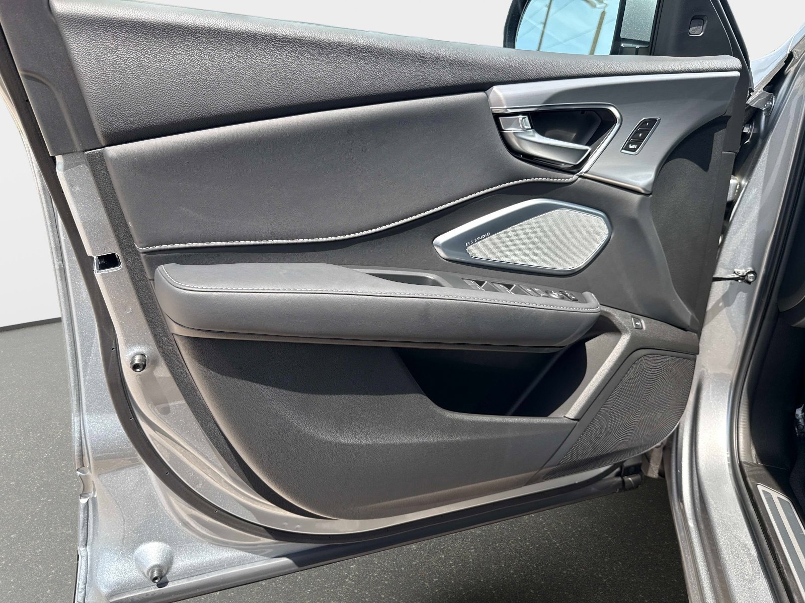 Certified 2026 Acura RDX SH-AWD w/ Technology Package image 16