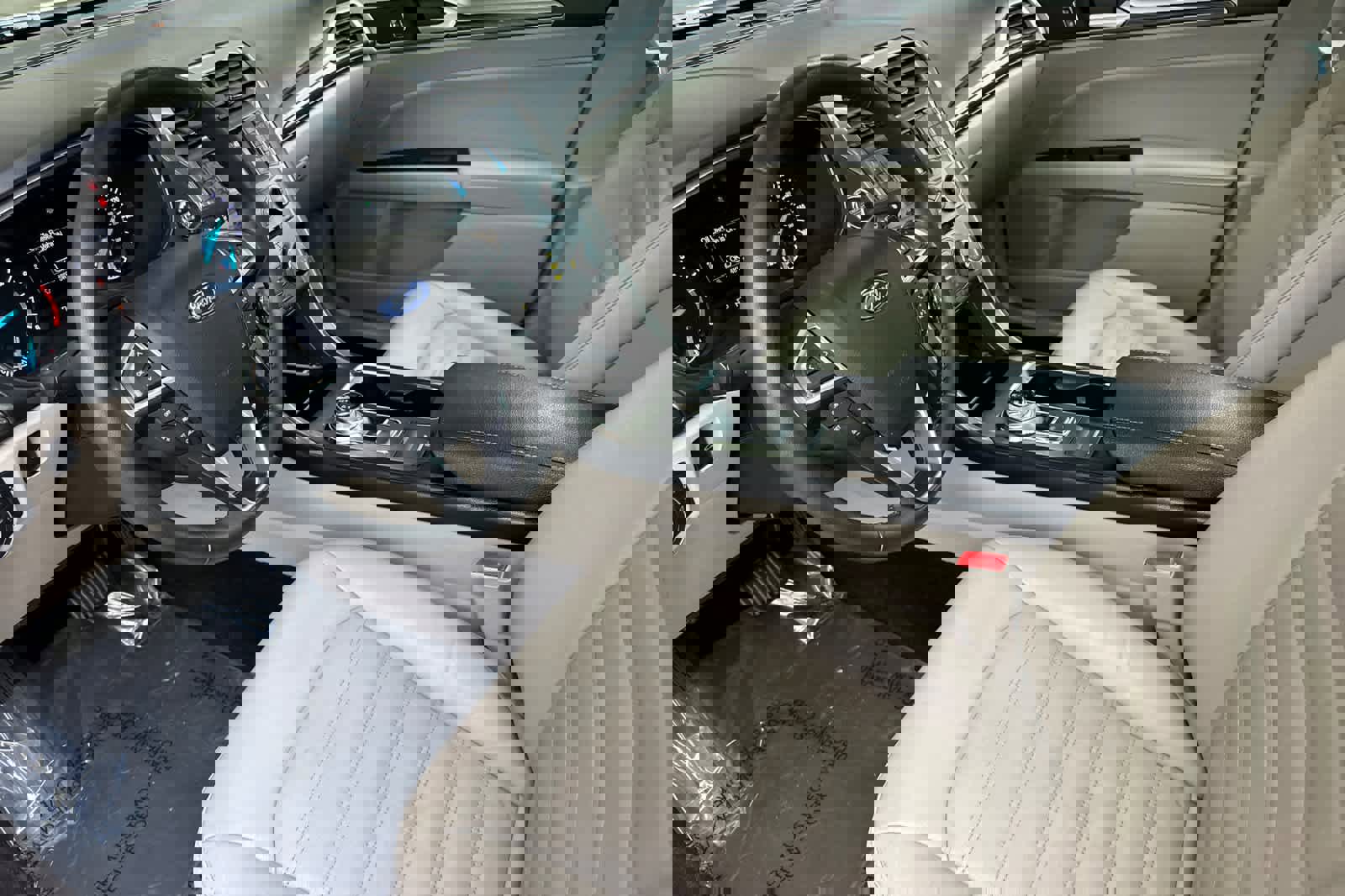 Used 2017 Ford Fusion SE image 11