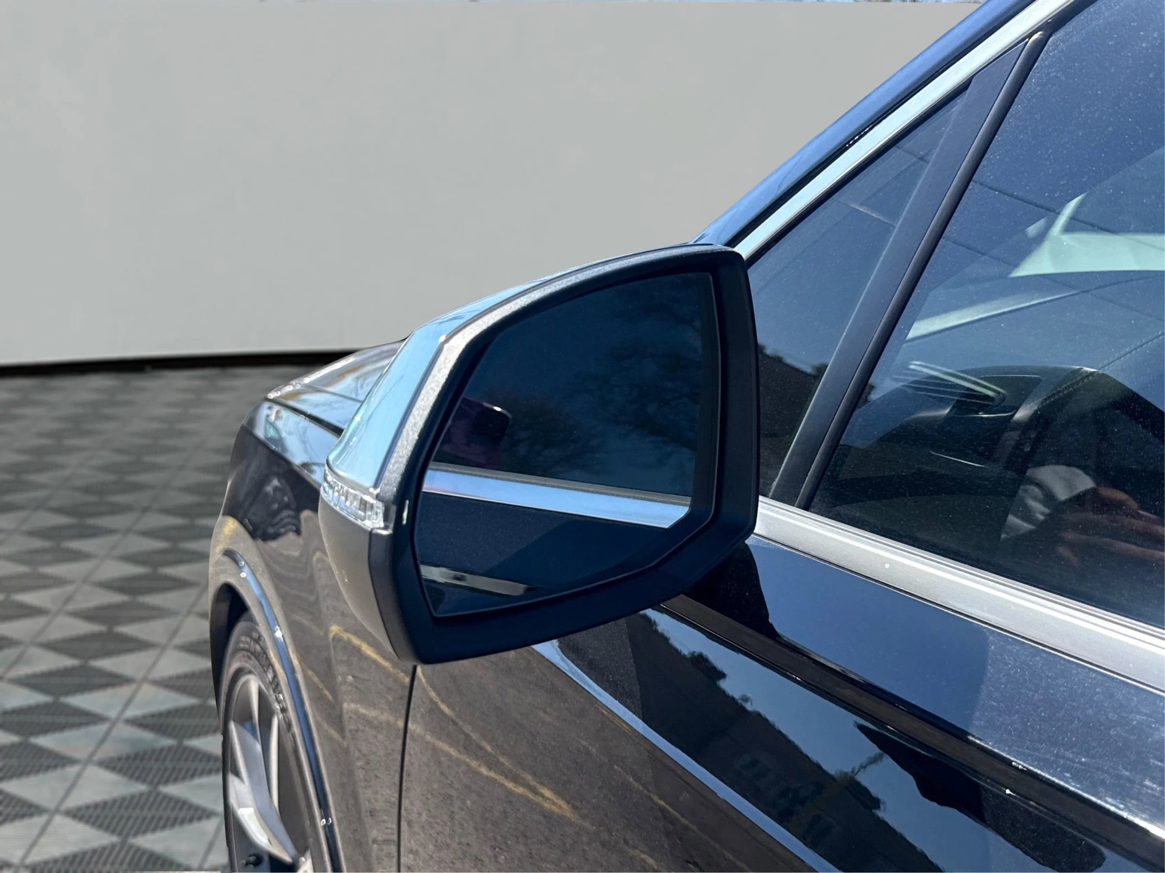 Used 2020 Audi SQ7 Prestige image 25