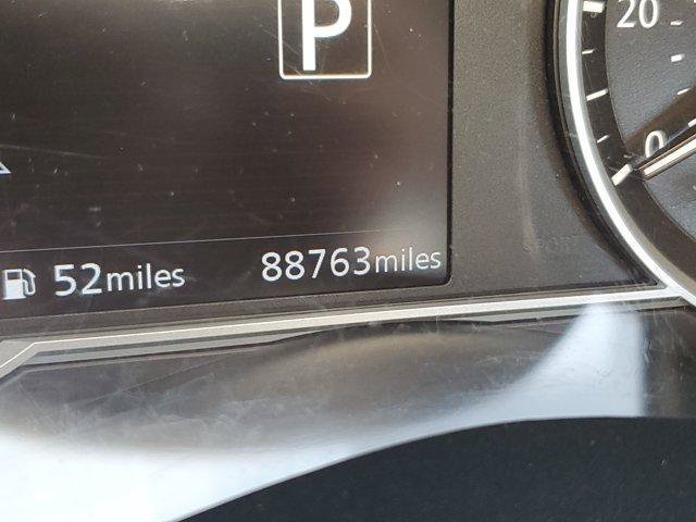 Used 2020 Nissan Versa SR w/ Convenience Package FWD image 20