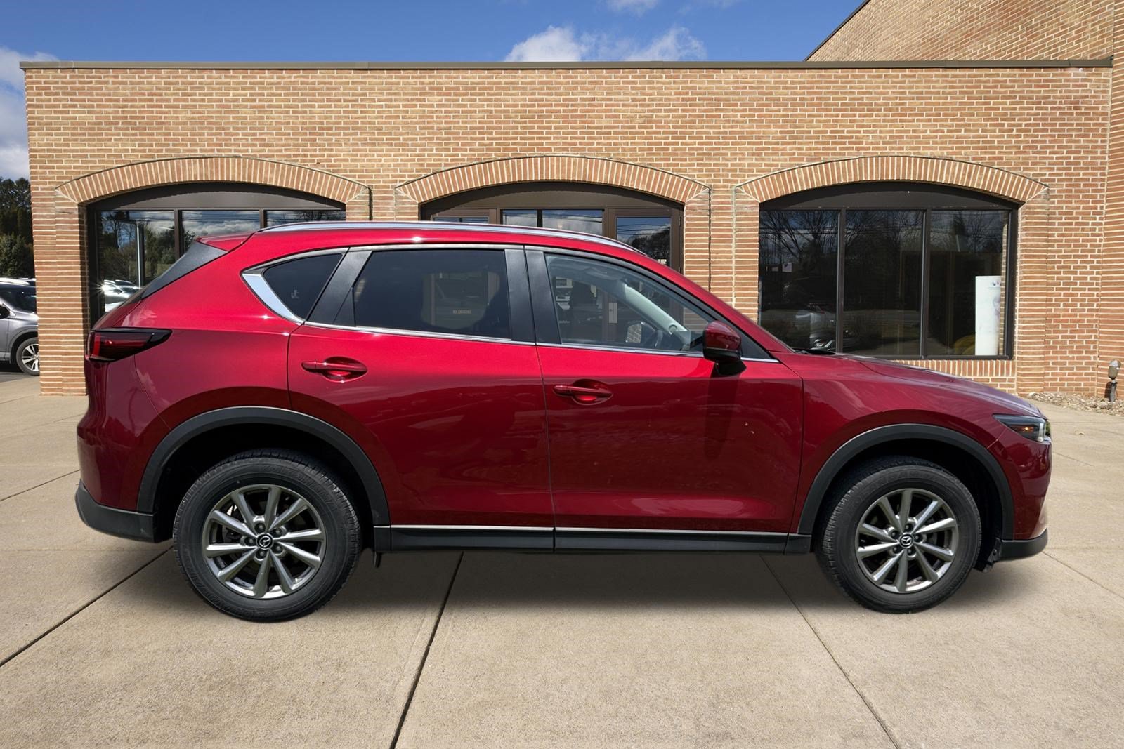 Used 2023 MAZDA CX-5 AWD 2.5 S image 2